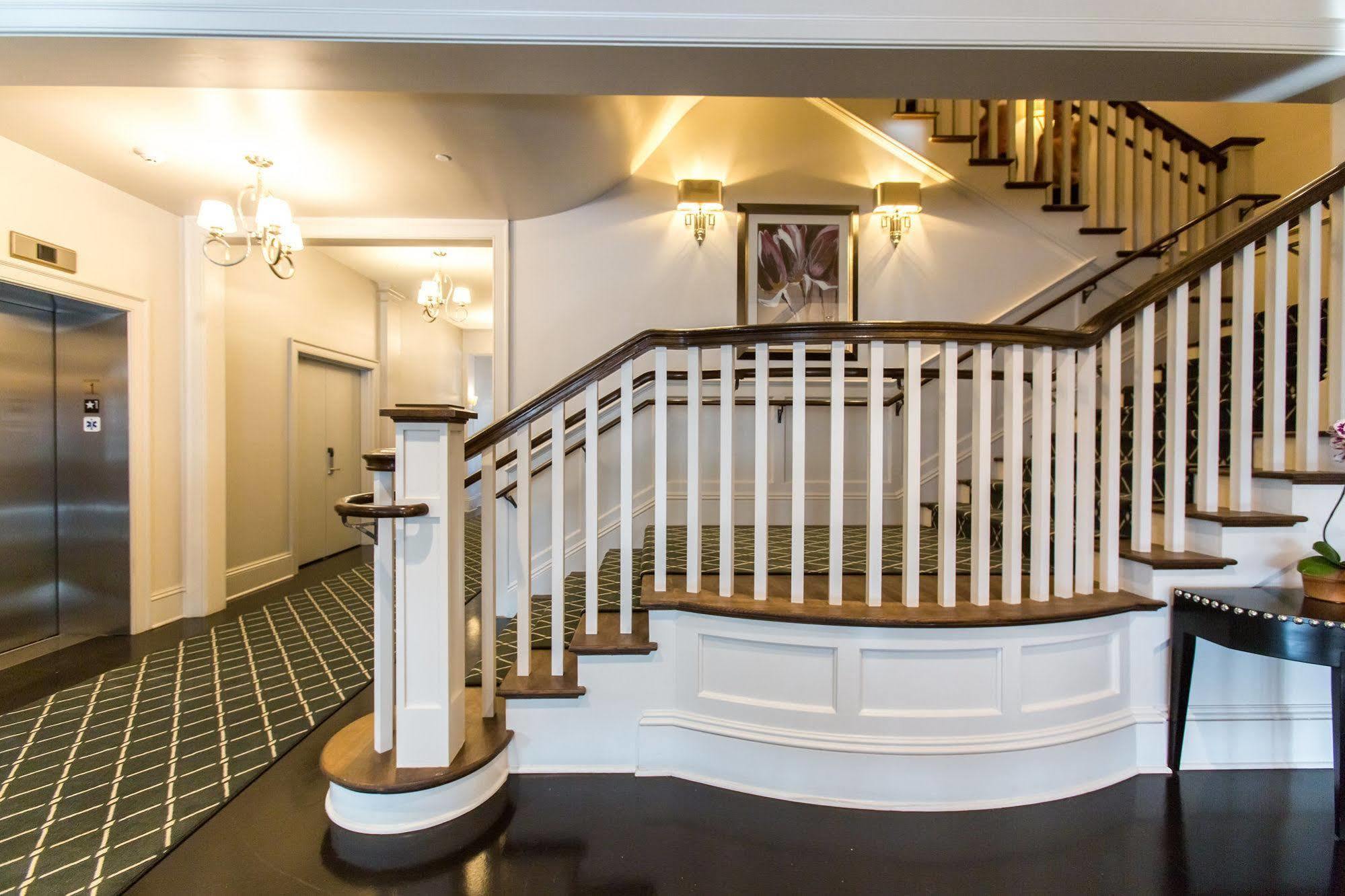The Mayton Cary Ngoại thất bức ảnh